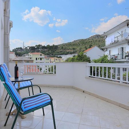 Apartments By The Sea Podgora, Makarska - 18918 Exterior foto